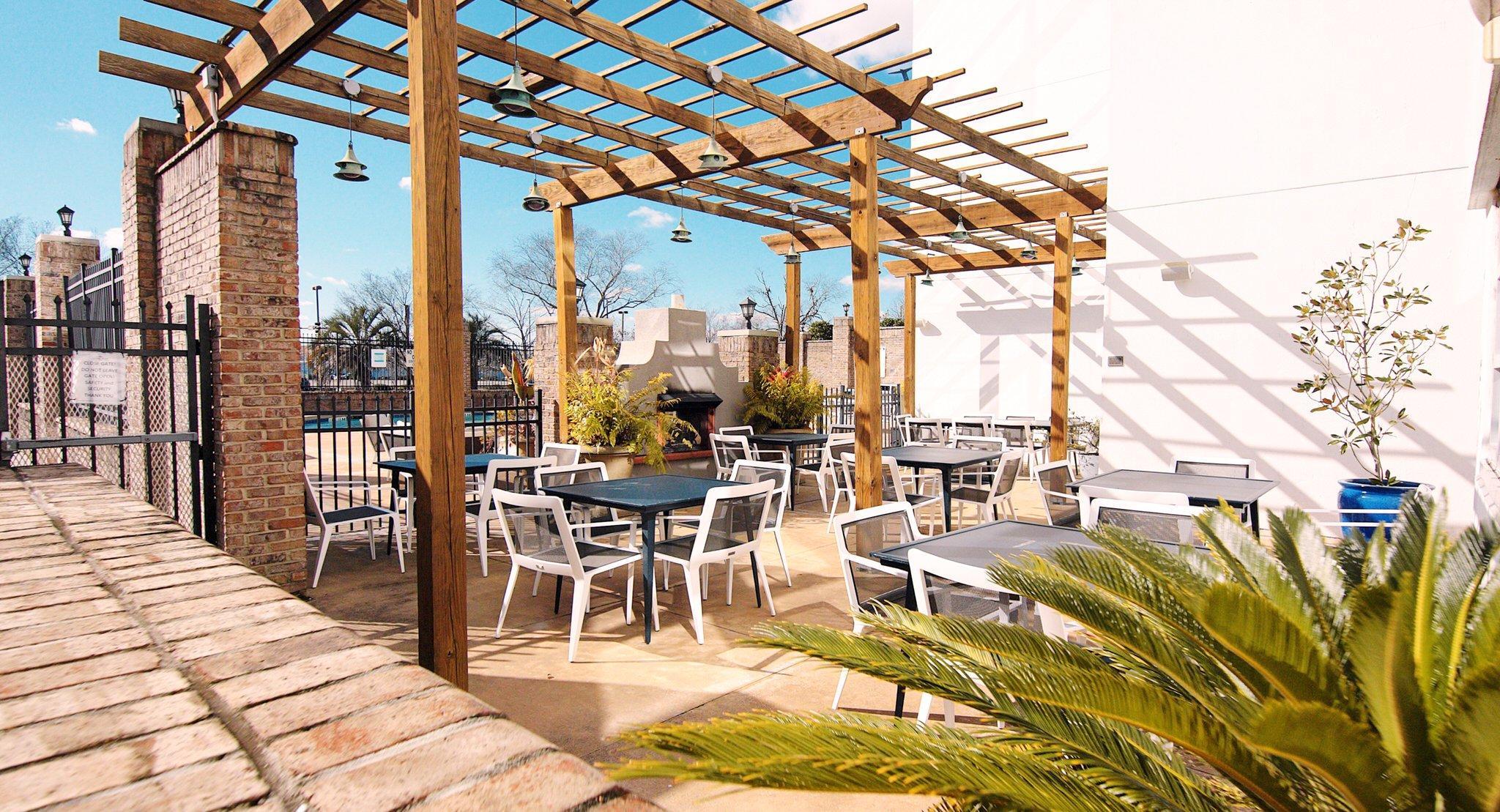 Hotel Crowne Plaza Charleston By Ihg North Charleston Exterior foto