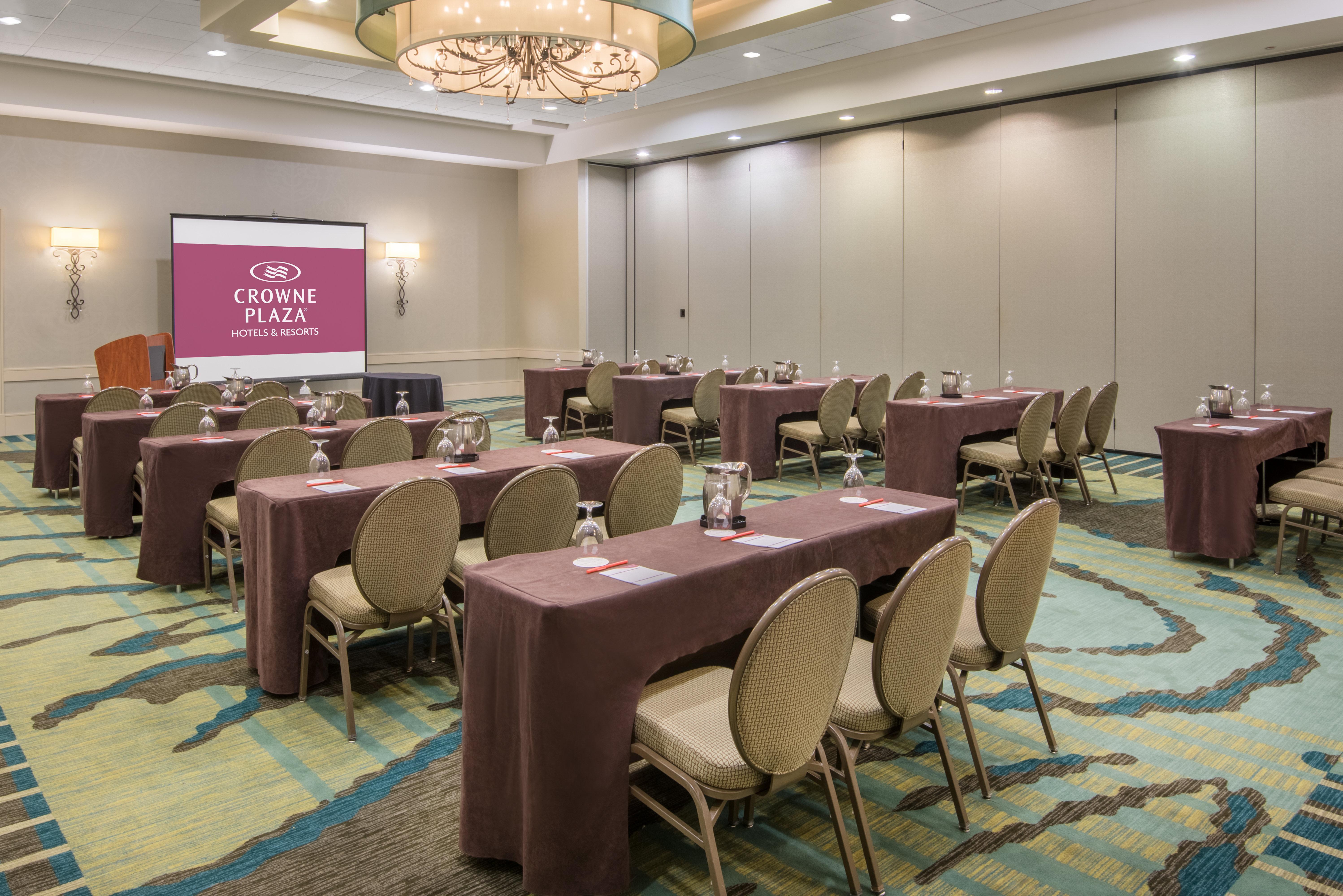 Hotel Crowne Plaza Charleston By Ihg North Charleston Exterior foto